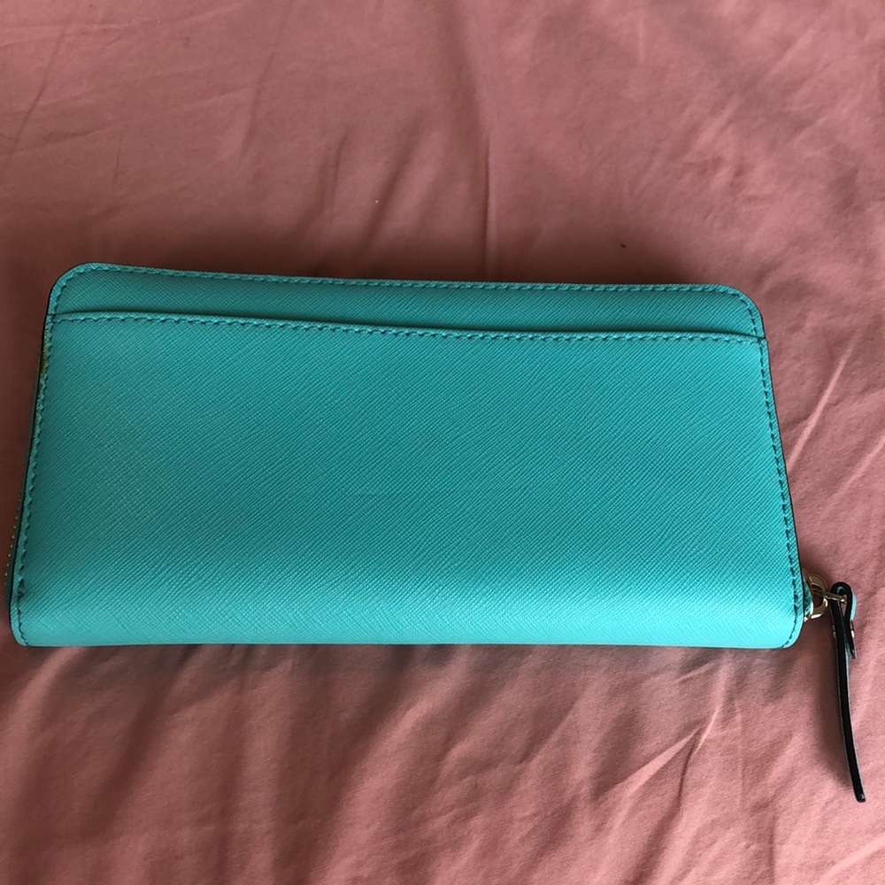 Kate Spade wallet - Picture 2 of 4